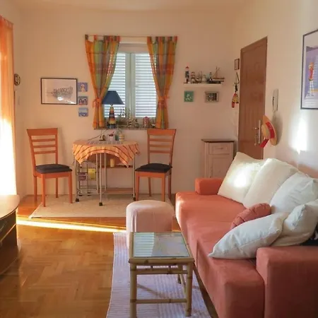 Apartment In Malinska/insel Krk 13156